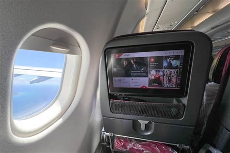 Flying Qantas Economy Class From Honolulu To Sydney The City Lane