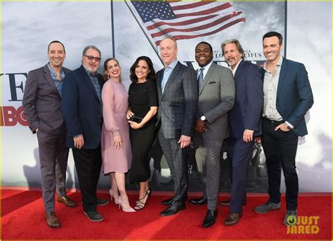 Photo Veep Cast Celebrates Renewal At For Your Consideration Event 03