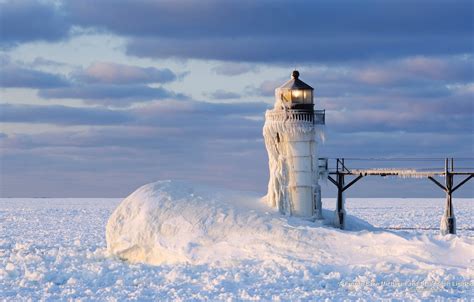 Wallpaper Frozen Winter Landscape Snow Lighthouse Michigan Images