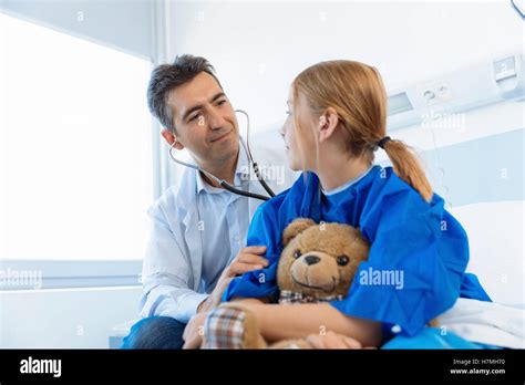 Doctor Examining Girl Hi Res Stock Photography And Images Alamy