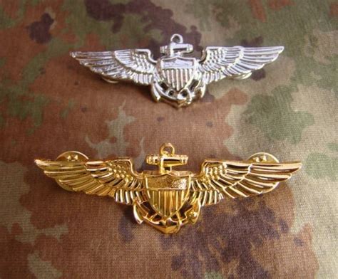 Wwii Pair Of Us Navy Marines Aviator Pilot Wings Gold Pin Badge Ebay