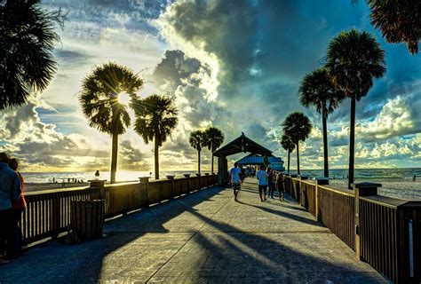 Clearwater Sunsets At Pier 60 Provide A Tranquil Experience