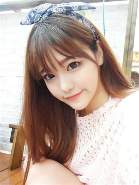 23 Korean Bangs Hairstyles That Are Trendy In 2024 Hairstyle Camp