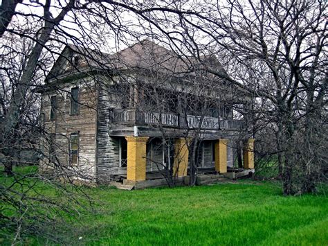 Abandoned Texas Mansion South Of Austin Rimagesoftexas