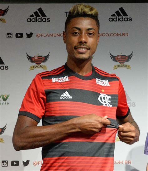 During the game between santos and crb in the brasileiro de aspirantes on 10/10/2020. Bruno Henrique diz que Flamengo terá sua melhor versão e ...