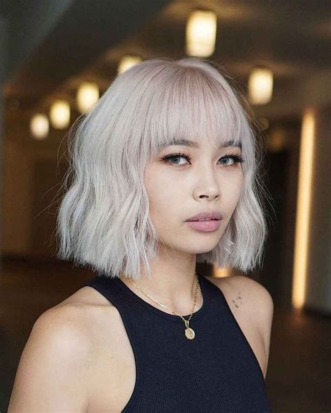 25 Chic Short Layered Bob With Bangs For An Eye Catching Crop In 2022