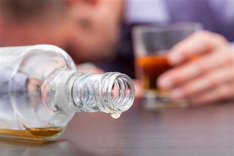 Bahaya Mabuk Minuman Beralkohol Bagi Kesehatan Alodokter