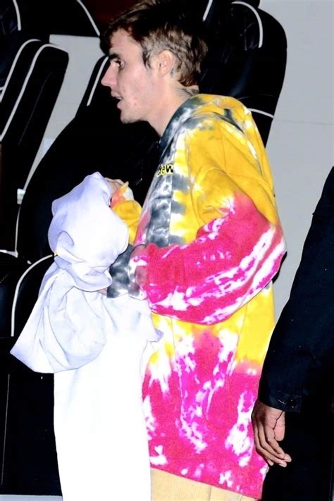 See more of justin bieber on facebook. HAILEY and Justin BIEBER Out for Dinner in Malibu 06/06/2019 - Сelebs of World
