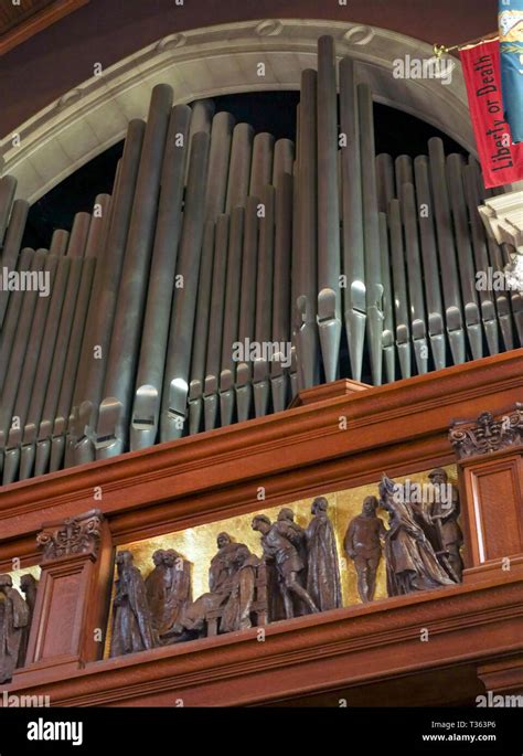Pipe Organ In Biltmore House Asheville North Carolina Us 2017 Stock