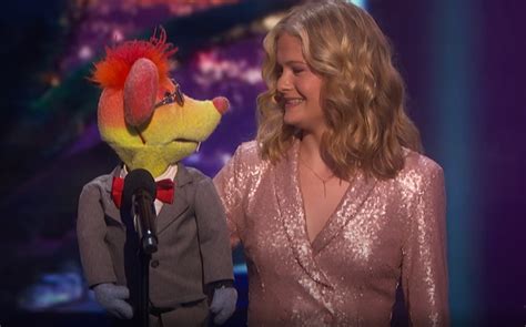 Agt Winner Darci Lynne Duets With Her Puppet And Blows The Audience