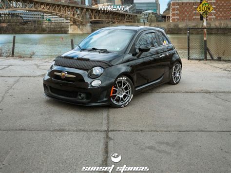 Lowered Fiat 500 Abarth