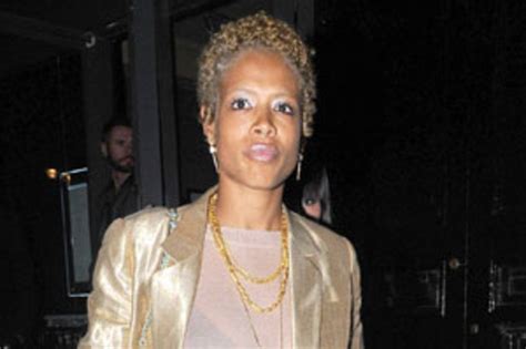 Star Gazing Kelis Goes For The Gold In Vegas Essence