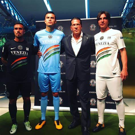 Successi esterni nelle due gare pomeridiane domenicali del 22° turno. Nike Venezia 17-18 Kits Revealed - Footy Headlines