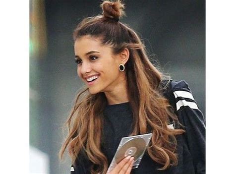 19 Ariana Grande No Makeup Selfie Pictures Cante Gallery