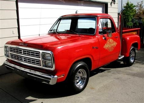 1979 Dodge Pickup Lil Red Express Fabricante Dodge Planetcarsz