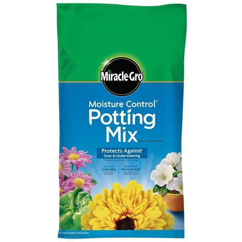 Miracle Gro Moisture Control Quart Potting Mix With Fertilizer At