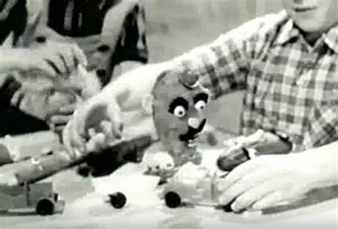 Vintage Mr Potato Head Commercial Is A Little Terrifying