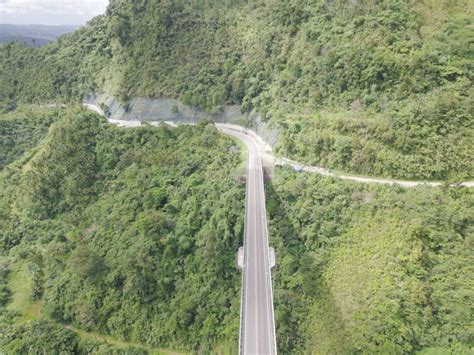 Apart from providing a significant link to motorists from luzon to mindanao, the government is hoping to turn this bridge built between two mountains into a haven for sports enthusiasts who are into bungee. Agas-Agas Bridge: The Philippines' Tallest Bridge | Escape ...