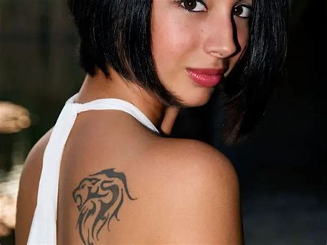 Top More Than 85 Lion Tattoo For Women Best Ineteachers
