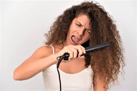 The 5 Best Flat Irons For Curly Hair Buying Guide And Reviews 2022
