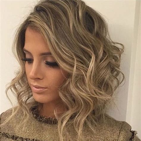 Short Hairstyles 2019 Wavy Hair 38 Short Wavy Hairstyles For 2019 Our