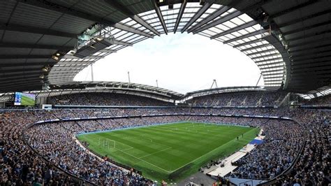 The etihad stadium has a bowl design and is totally enclosed. Manchester CITY ETIHAD STADIUM The modern stadium also ...