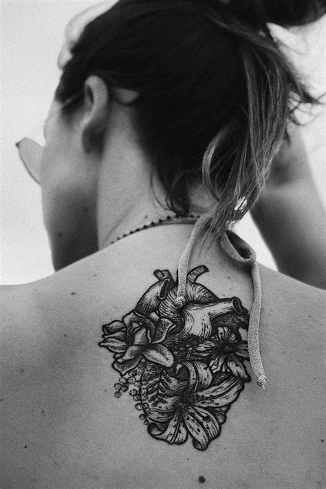 Jun 01, 2021 · die gemeinde lachen im kanton schwyz greift zu ungewöhnlichen mitteln, um seine angestellten für die impfung zu motivieren. Endlich Sommer: Die Stars zeigen ihre Tattoos - Schweizer ...