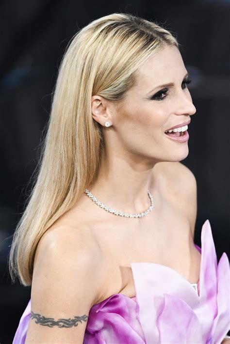Does michelle hunziker have tattoos? Michelle Hunziker - Michelle Hunziker Photos - Sanremo ...