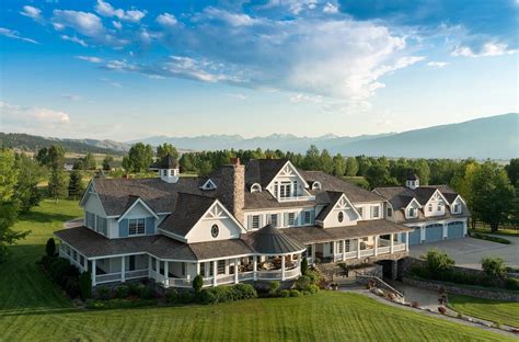 Ultimate Western Farmhouse Posted By Katie Moriarty 9 Photos Dwell