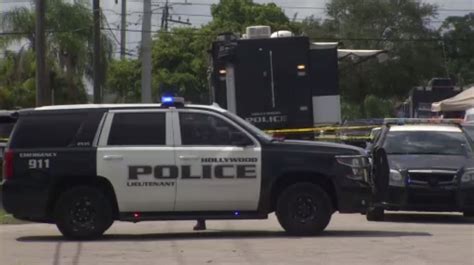 1 Dead After Police Involved Shooting In Hollywood Wsvn 7news Miami News Weather Sports