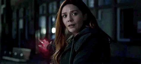 Avengers infinity war guardians of the galaxy super villains marvel cinematic marvel avengers avengers wanda and vision scarlet witch marvel universe. Wanda Maximoff || Avengers: Infinity War || gif | Infinity ...