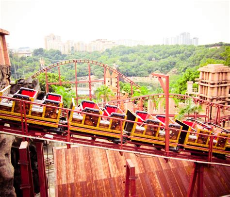 Trip.com provides travelers with information about sunway lagoon like the address, business hours, ticket prices, a general introduction, recommendations nearby. Hello Sunway Lagoon! | It's Khดlid babe!