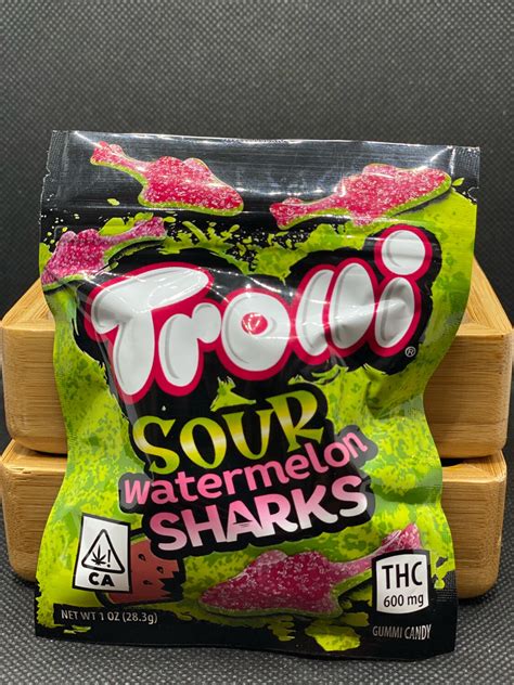 Trolli Sour Watermelon Sharks 600mg