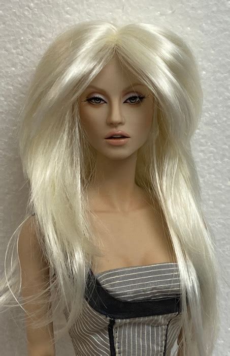 Jade Wig White Blonde Size 5 6 Doll Peddlar