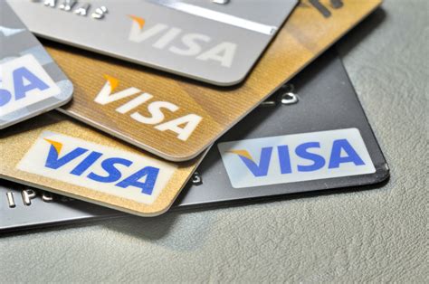 0% balance transfer credit cards help you save money by not charging interest on your existing balance. How to Perform a Credit Card Balance Transfer - CreditRepair.com