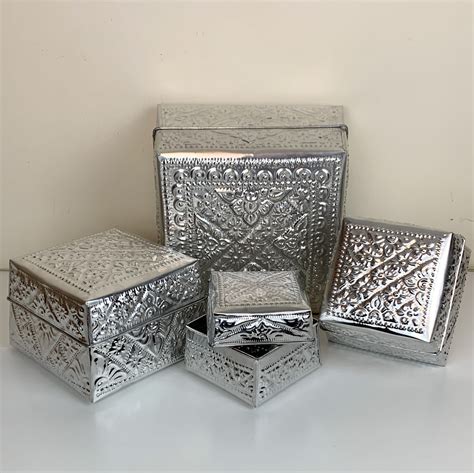 Pressed Tin Box Balikarma Online Shop