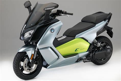 Bmw Upgrades C Evolution Electric Scooter Canada Moto Guide