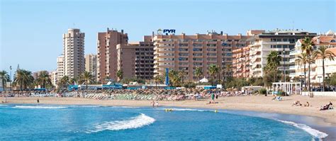 Элегантная апартаментная гостиница pyr fuengirola 3* уютно расположилась напротив золотого пляжа фуэнхиролы. British boy, 13, killed after falling from six-floor balcony on Spain's Costa del Sol - Olive ...
