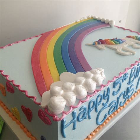 We have the recipe + loads of pictures for you. Rainbow unicorn sheet cake (3535) (With images) | Unicorn ...