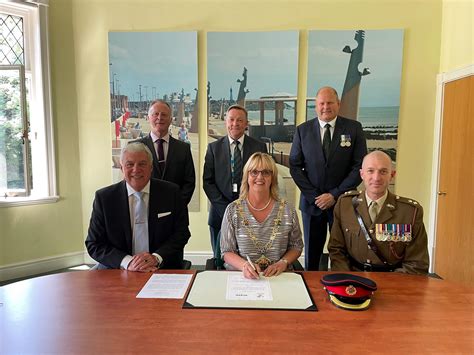 Wyre Council Re Signs The Armed Forces Covenant Wyre Council