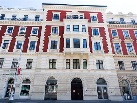 Gift from the galaxy original title: Volkshilfe fordert Pflegeexpertise im Corona-Krisenstab ...