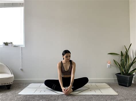 Hip Focused Yoga Sequence — Jessica Richburg