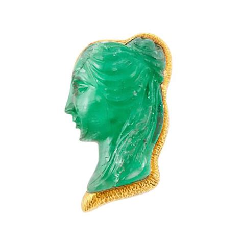 David Webb Emerald Cameo Brooch Eleuteri