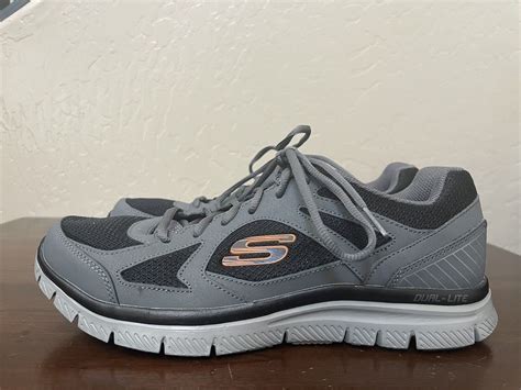 Men’s Skechers Memory Foam Lite Weight Sneaker Size  Gem