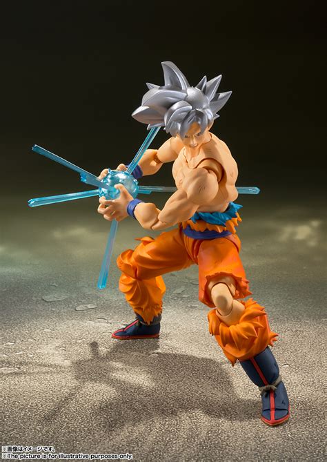 It concludes, moro acknowledges that attack as clever and counters with an explosion from which goku escapes to the air, only to be. S.H. Figuarts Ultra Instinct Goku Official Pics - The ...
