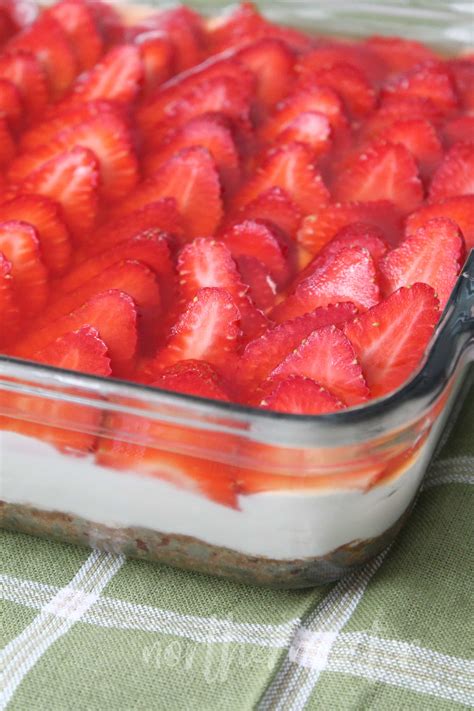 It's easy to agree that strawberries fit perfectly into a healthy. Low Carb Strawberry "Pretzel" Dessert | THM: S, GF, Keto ...