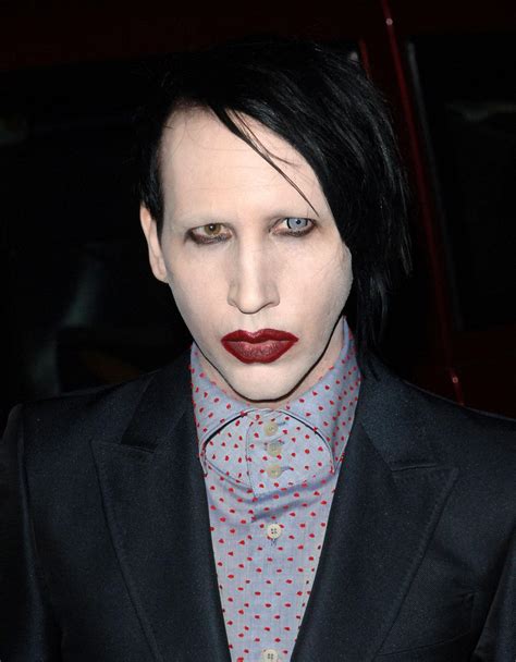 Marilyn manson looked unrecognizable on the set of hbo's eastbound & down when he went without his typical full face of makeup. Marilyn Manson is unrecognizable without trademark makeup ...