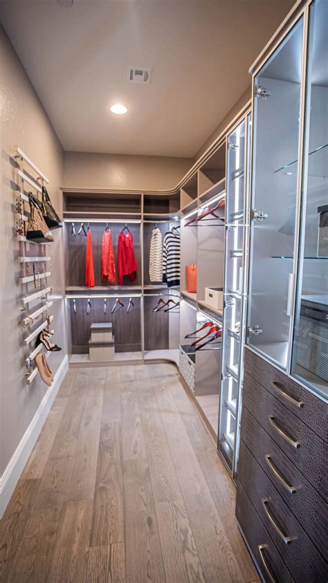 Closets Las Vegas The Expert In Building High End Custom Closets