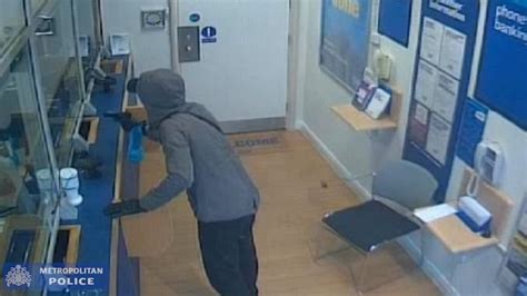cctv footage shows dramatic armed bank robbery in london video dailymotion