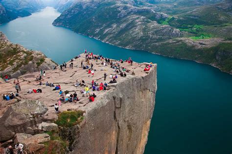 5 Of The Most Breathtaking Hikes In Norway